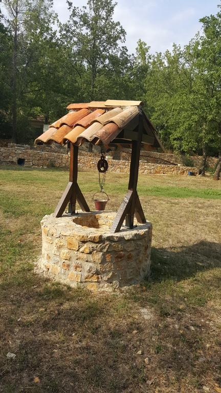 Le Donjon Des Combes Et Son Spa Fayence Exterior foto