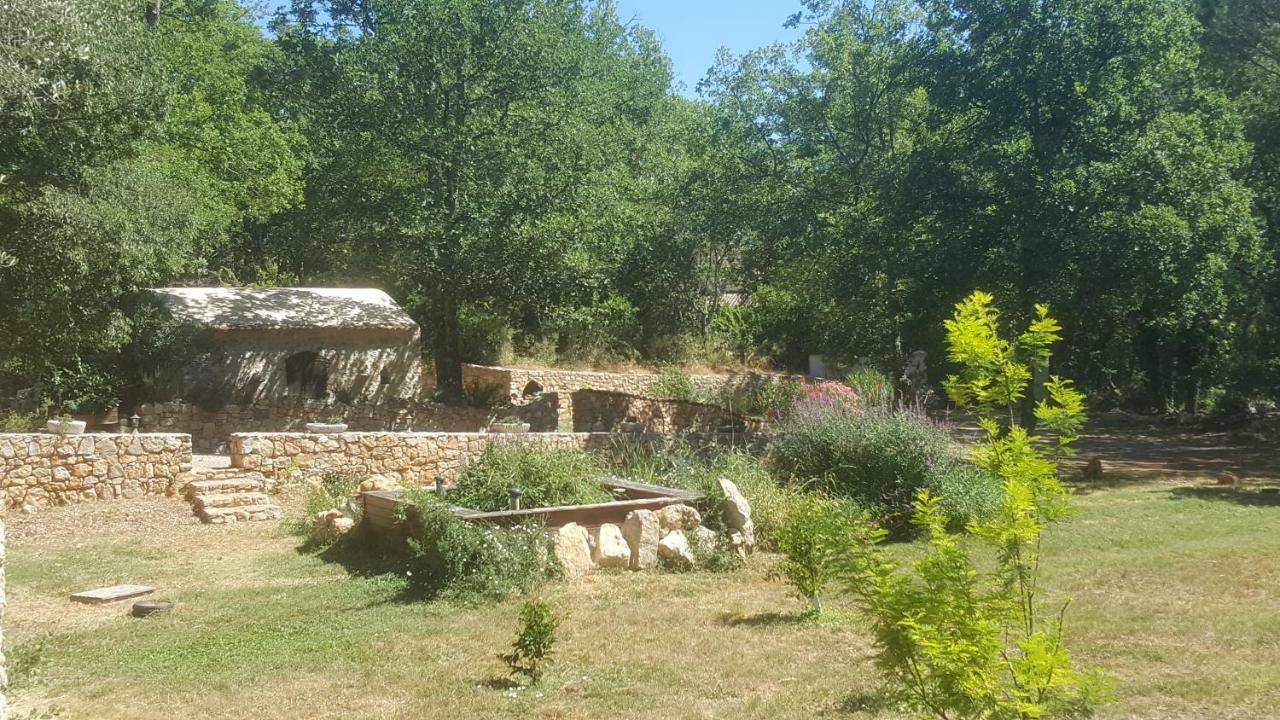 Le Donjon Des Combes Et Son Spa Fayence Exterior foto